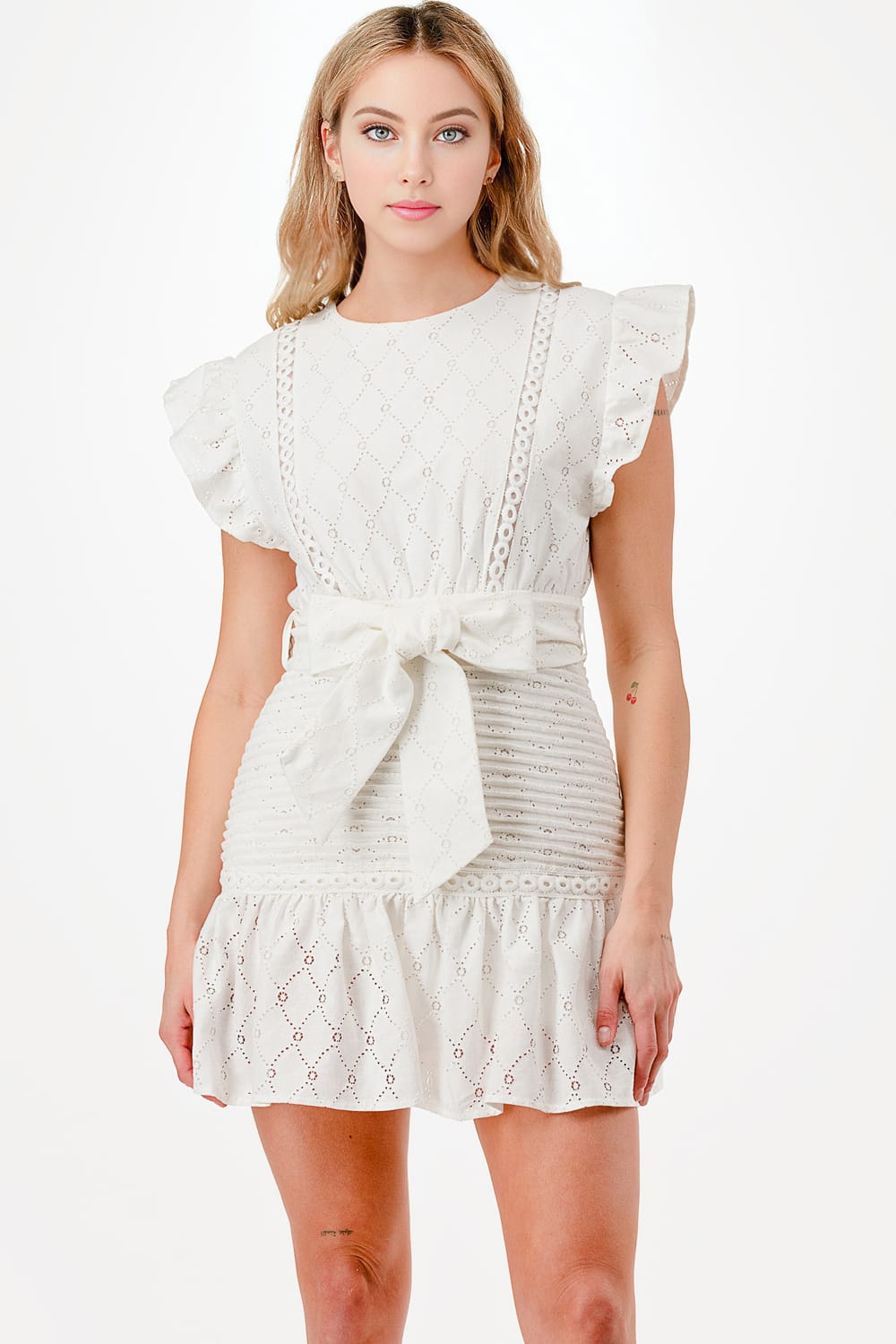 VESTIDO BORDADO CINTO - Imagen 2