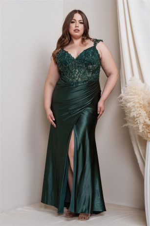 VESTIDO DE SATEEN BORDADO CON PEDRERÍA PLUS